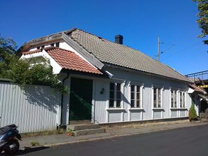 Torstrand torg 3 (Larvik).jpg