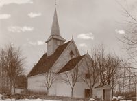 Trøgstad kirke var prestegjeldets hovedkirke. Foto: C. Christensen Thomhav