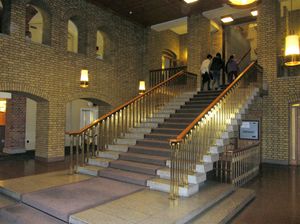 Trappehallen Stortinget 2014.jpg