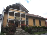 2. Tregaardens julehus Drøbak 2012.jpg