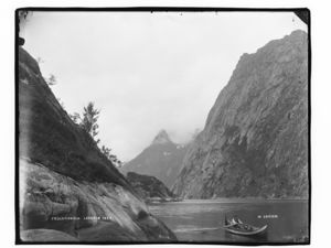 Troldfiorden. Lofoten - NB MS G4 0873.jpg