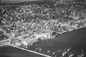 Tromsø sentrum sør 1953.jpg