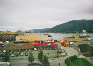 Tromsø sett fra Polarmiljøsenteret 2004.JPG