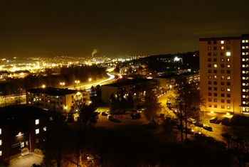 Trondheimsveien Rodtvet by night.jpg