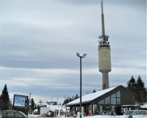 Tryvann vinterpark og Tryvannstårnet 2007.jpg