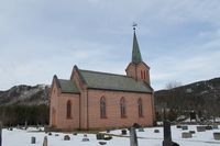 60. Tuft kirke 9.JPG