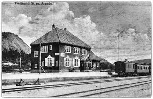 Tveitsund st m tog.jpg
