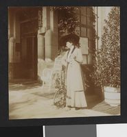 482. Ukjent kvinne - no-nb digifoto 20160421 00166 bldsa EYDE 5 03 009.jpg