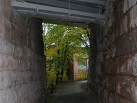 Gang– og sykkelveien på vestsiden, her sett sørover. Foto: Ida Tolgensbakk (2009).