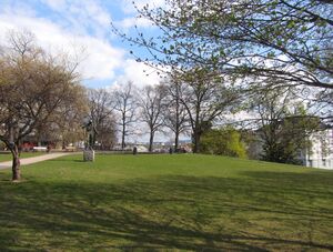 Uranienborgparken Oslo 2014.jpg