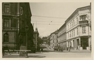 Uranienborgveien, Oslo - Riksantikvaren-T001 05 0046.jpg