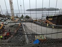 Arbeider med nasjonalt minnested ved Utøyakaia. Foto: Eva Rogneflåten, 2020