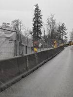 Arbeider med nasjonalt minnested ved Utøyakaia. Foto: Eva Rogneflåten, 2020