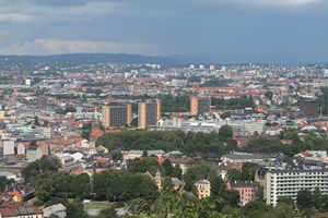 Utsikt fra Ekebergskrenten Gamlebyen og Grønland.JPG