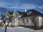 Vålerengen hovedgård 2012.jpg