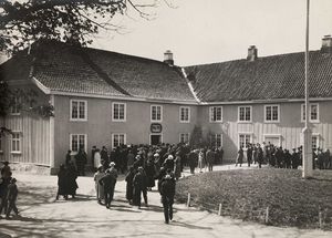 Vøyern gård vinkelgården guttehjem jubileum.jpg