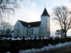 VA Mandal, Holum kirke, nord 2013-01-09 aW.jpg