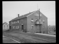 4. Vadsø hotel - no-nb digifoto 20150121 00190 NB MIT FNR 19514.jpg