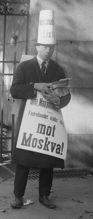 Valgdagen 1927 - no-nb digifoto 20160301 00127 NB NS 000583H utsnitt.jpg