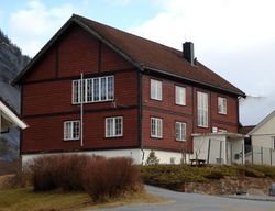 Valle bibliotek held til i det gamle kommunehuset. Foto: Siri Johannessen (2017).