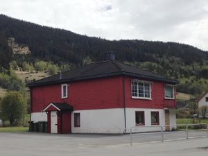 Valle, Fredtun (gnr 45-13) i 2020.JPG