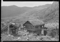 28. Valle - no-nb digifoto 20160225 00219 NB MIT FNR 05936 A.jpg