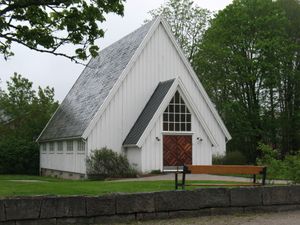 Varteig gravkapell (Sarpsborg) 02.JPG