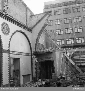 Vaterland småkirke under rivning 1960 OB.Ø60 1275d.jpg