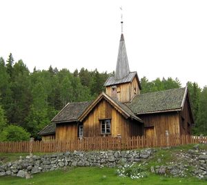 Vatnås kirke.jpg
