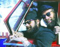 Vinteren 1964 dreiv Såve A. Bjåen og og Sjur S. Vatnedalen og køyrde støypesand til Førsvatn med weaselen til Otteraaens Brugseierforening. Foto: Gerd Fosse Hovden