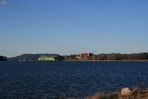 Vealøs hangarer Norske Løve.jpg