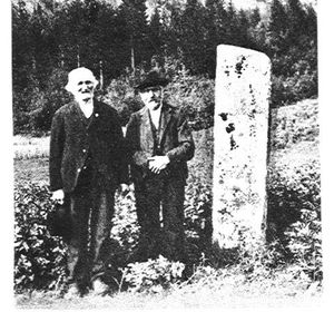 Ved Berge runestein 1917.jpg