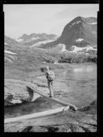 45. Ved Trollstigen - no-nb digifoto 20150219 00121 NB MIT FNR 16433.jpg