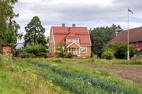 Lærerboligen som ble oppført på Vesle Hvam i 1911. Foto: Leif-Harald Ruud (2022)