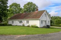 Forpakterboligen fra omkring 1760. Foto: Leif-Harald Ruud (2022)