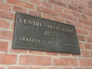 Vestre Aker kirke skilt.jpg