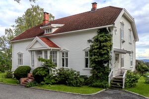 Vestre Bærum prestegård-2 230801.jpg