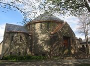 Vestre krematorium Gamle kapell 2012.jpg