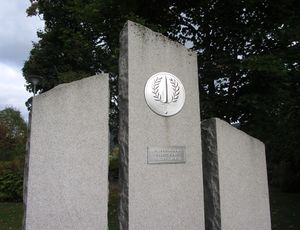 Veteranmonumentet Kongsberg 2013.jpg