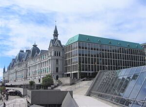 Victoria terrasse Oslo 2014.jpg