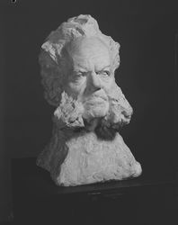 Byste av Henrik Ibsen Foto: Kristian Hilsen/Nasjonalbiblioteket (1972).