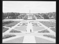Rosariet sett østfra, med Monolitten i bakgrunnen. Foto: Jac Brun (1973).