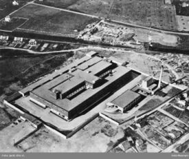 Vinmonopolets sentralanlegg året før ferdigstillelse. Foto: Otto Valentin Juell/Oslo Museum (1932).
