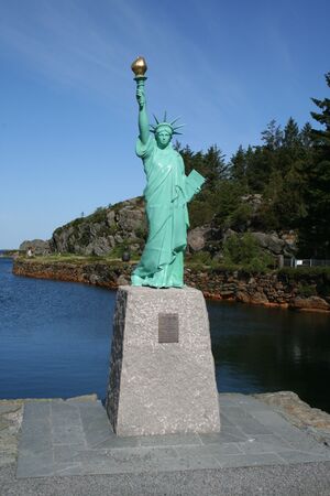 Visnes frihetsstatue.jpg