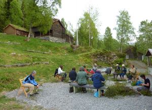 Volda Husflidslag på Haueleite.JPG