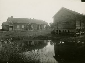 Yssi (Yssen), Akershus - Riksantikvaren-T036 01 0075.jpg