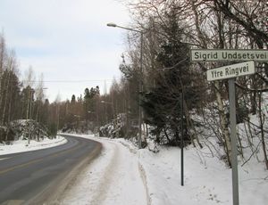 Ytre ringvei Oslo ved Sigrid Undsets vei 2013.jpg